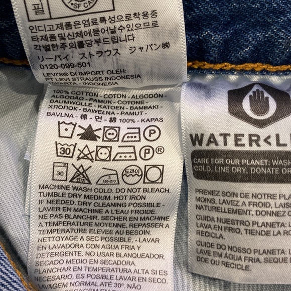 NWOT Levi’s High Rise Denim Mini Skirt Deconstructed Iconic Boyfriend Size 25 - Picture 11 of 14